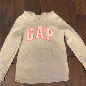 GAP sweatshirt